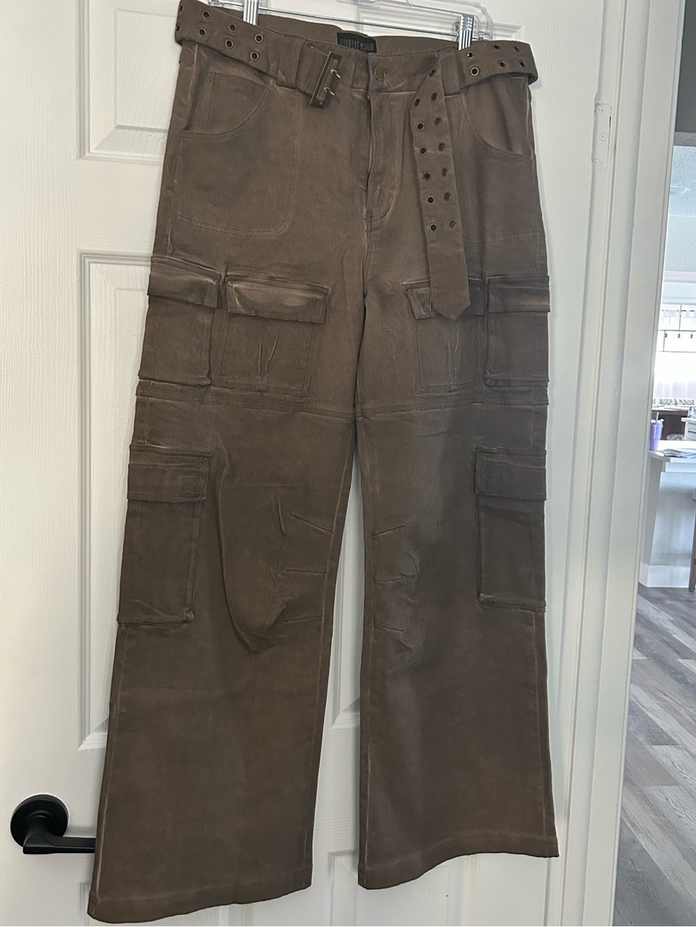 NWT Sold Out DollsKill LIVING IS EASY CARGO PANTS by Current Mood Size Large